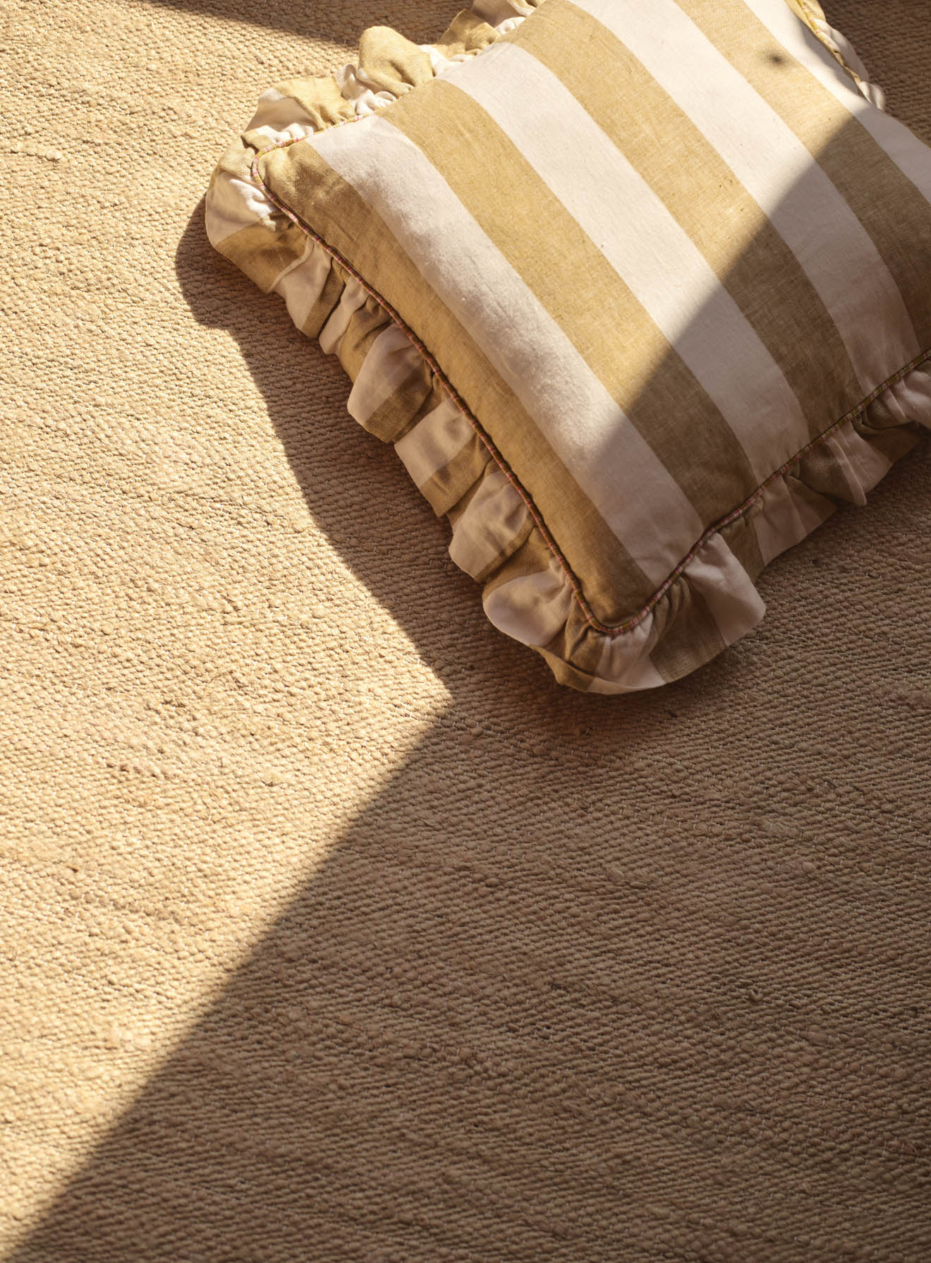 Cream Jute Rug.